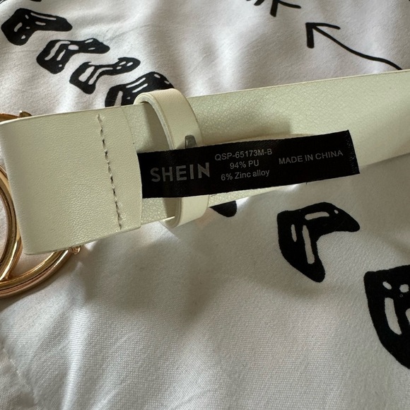 SHEIN White Double Circle Belt - Picture 2 of 4